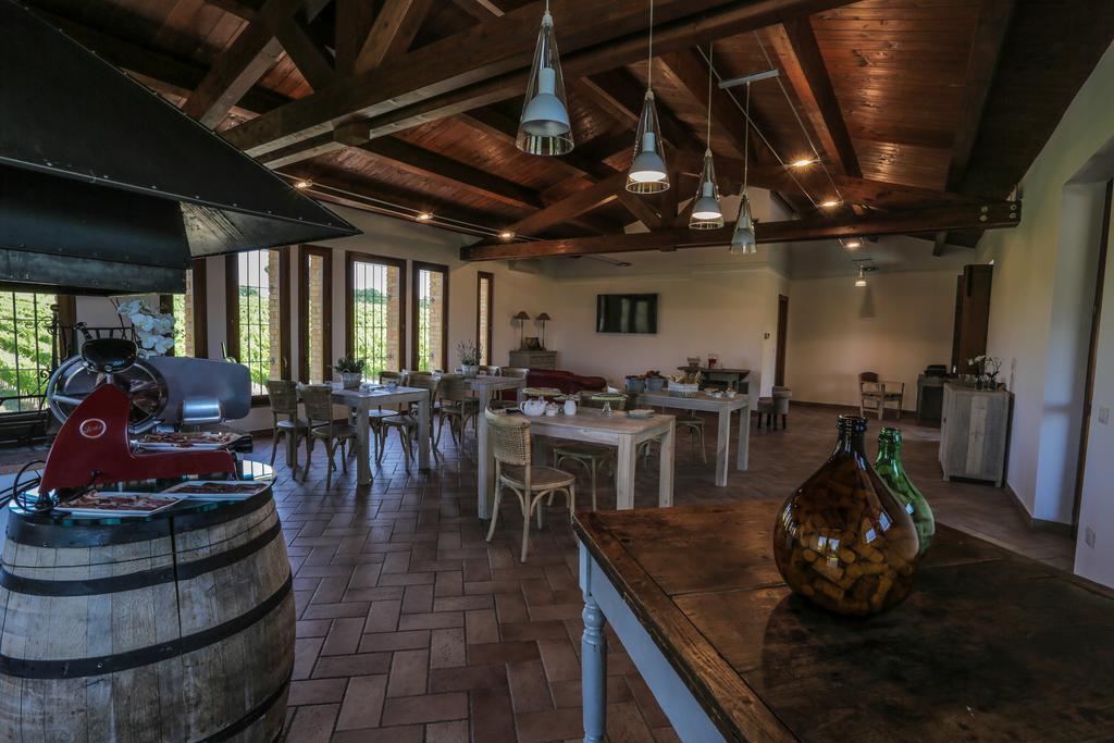 Villa Agriturismo Il Divin Casale Torgiano Exterior foto