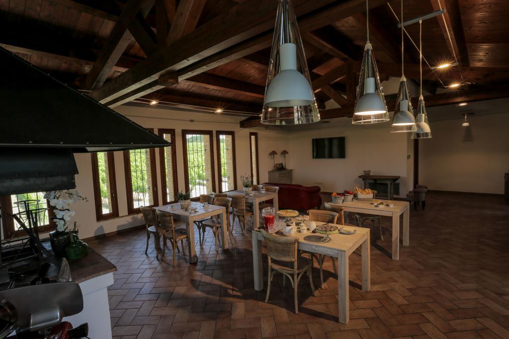 Villa Agriturismo Il Divin Casale Torgiano Exterior foto