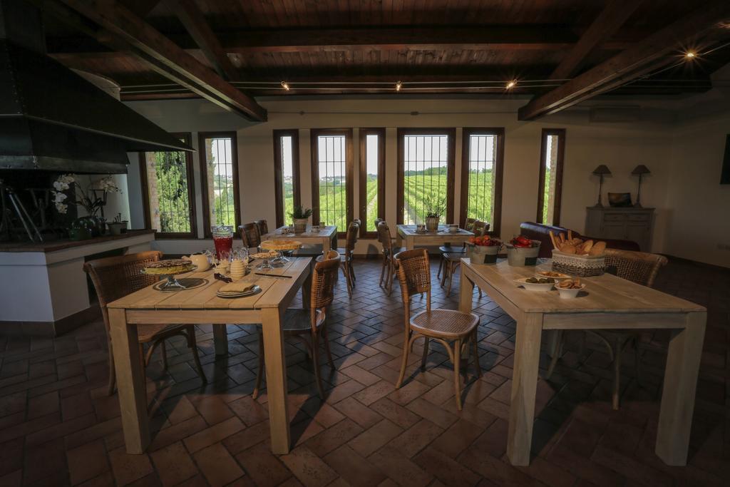 Villa Agriturismo Il Divin Casale Torgiano Exterior foto