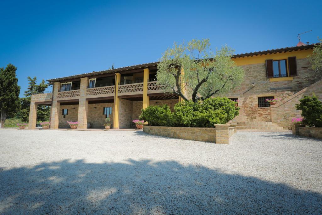 Villa Agriturismo Il Divin Casale Torgiano Exterior foto